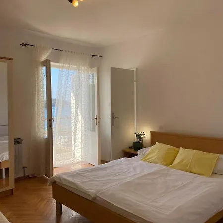 Apartment Sea *